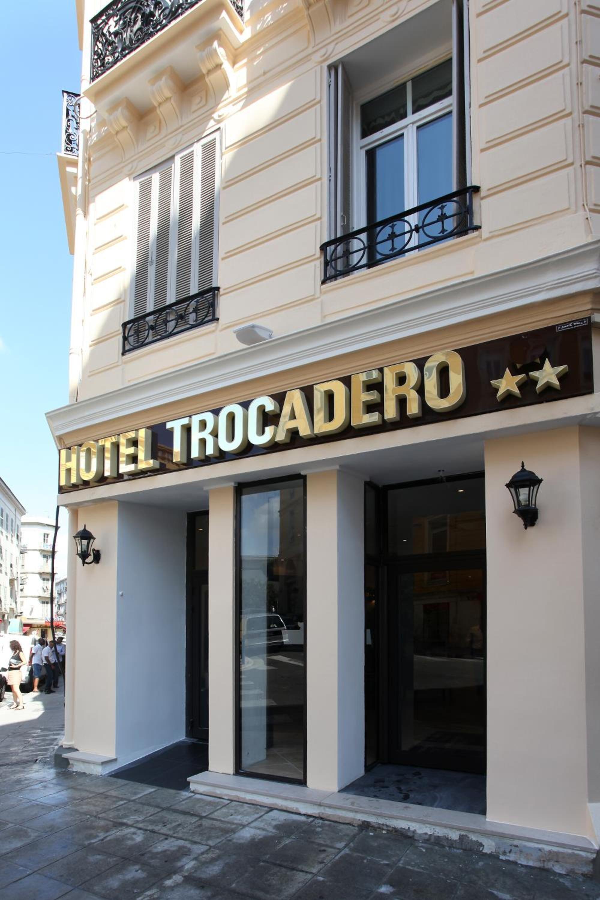 5 Hôtels 2 Étoiles au Centre-ville de Nice pour Voyager Malin